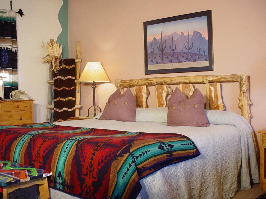 Inn On The Rio Таос Номер фото